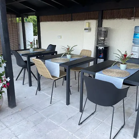 La Vida Bed & Breakfast 4*