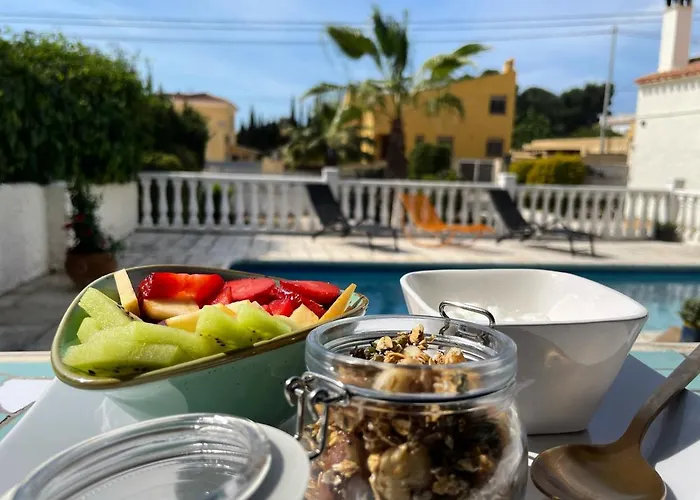 La Vida Bed and breakfast L'Alfas del Pi